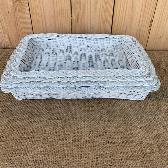 Vintage set of 4 Nesting Basket Trays White Stacking - Picture 2 of 5